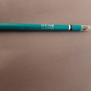 Infinity waterproof eyeliner